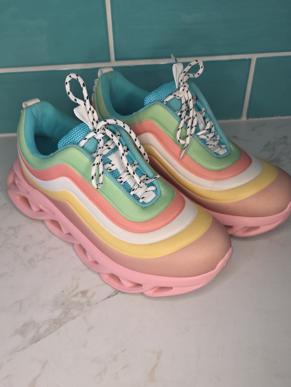 Cape Robbin Kids Pastel Rainbow Platform Sneakers - Pink/Blue/Green